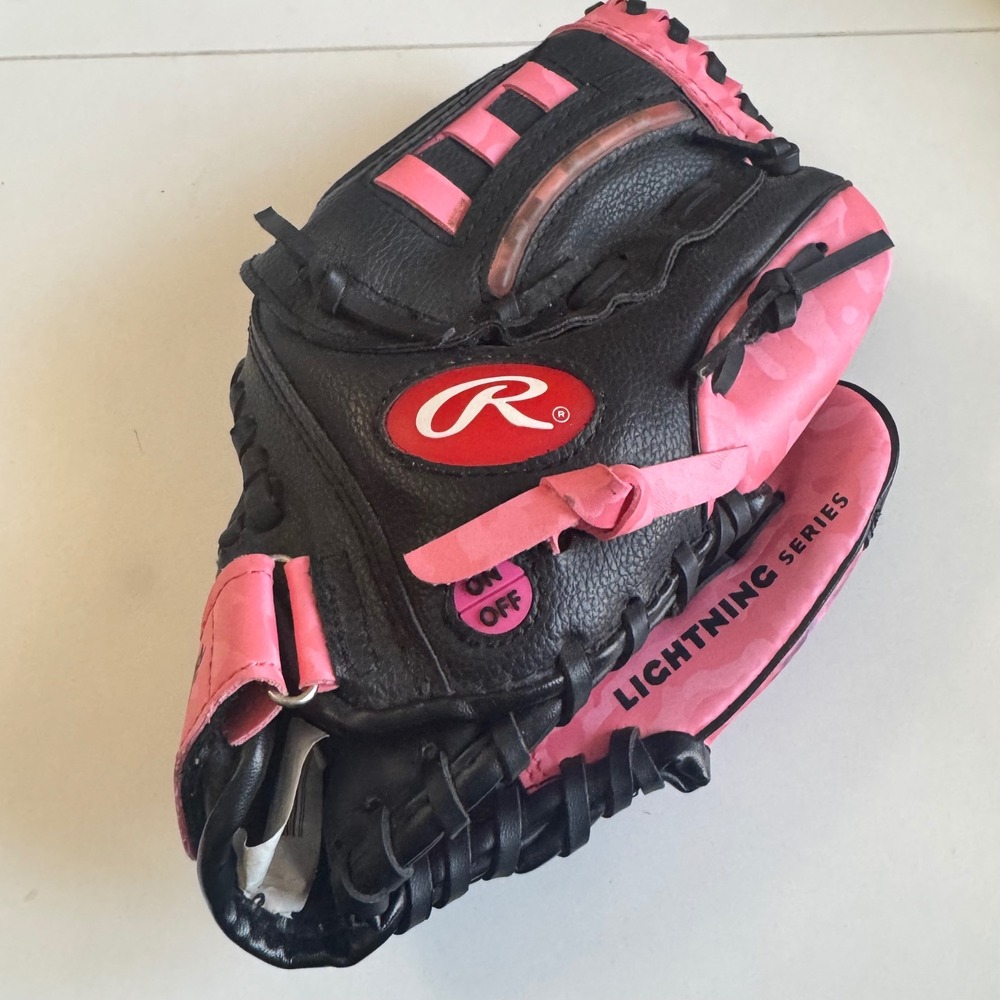 Rawlings Lightning Series 9.5 Inch Youth Baseball Glove Pink Camo LS95P Kids